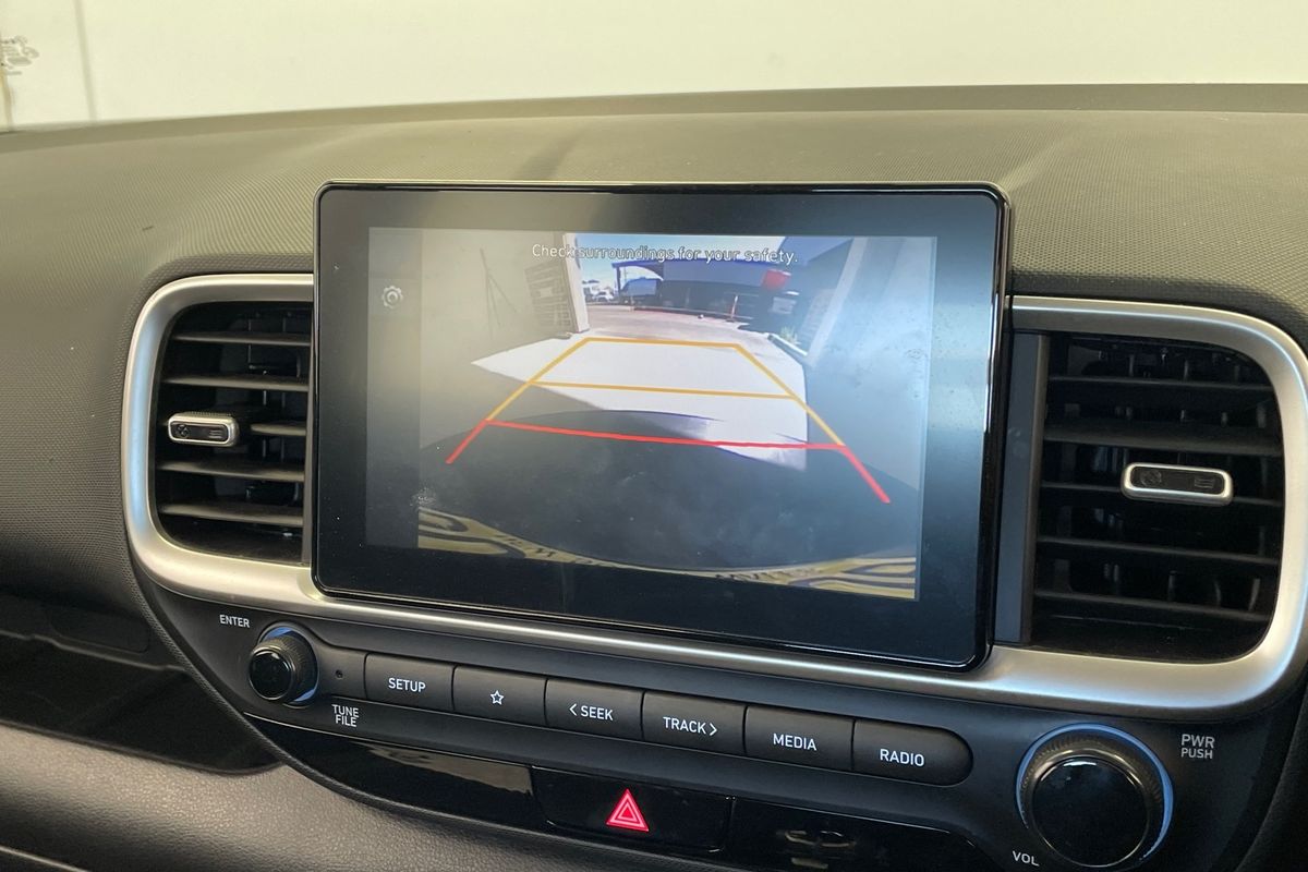 2025 Hyundai Venue Active QX.V5