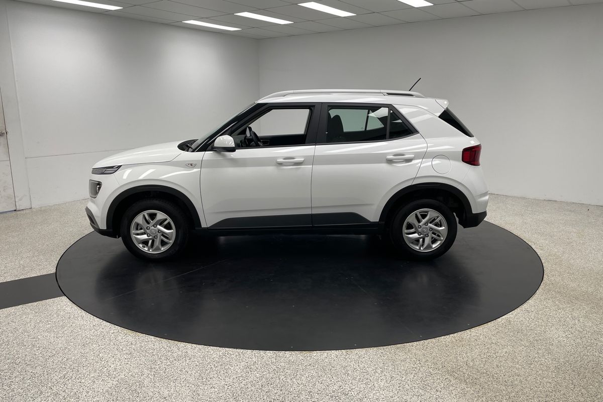 2025 Hyundai Venue Active QX.V5