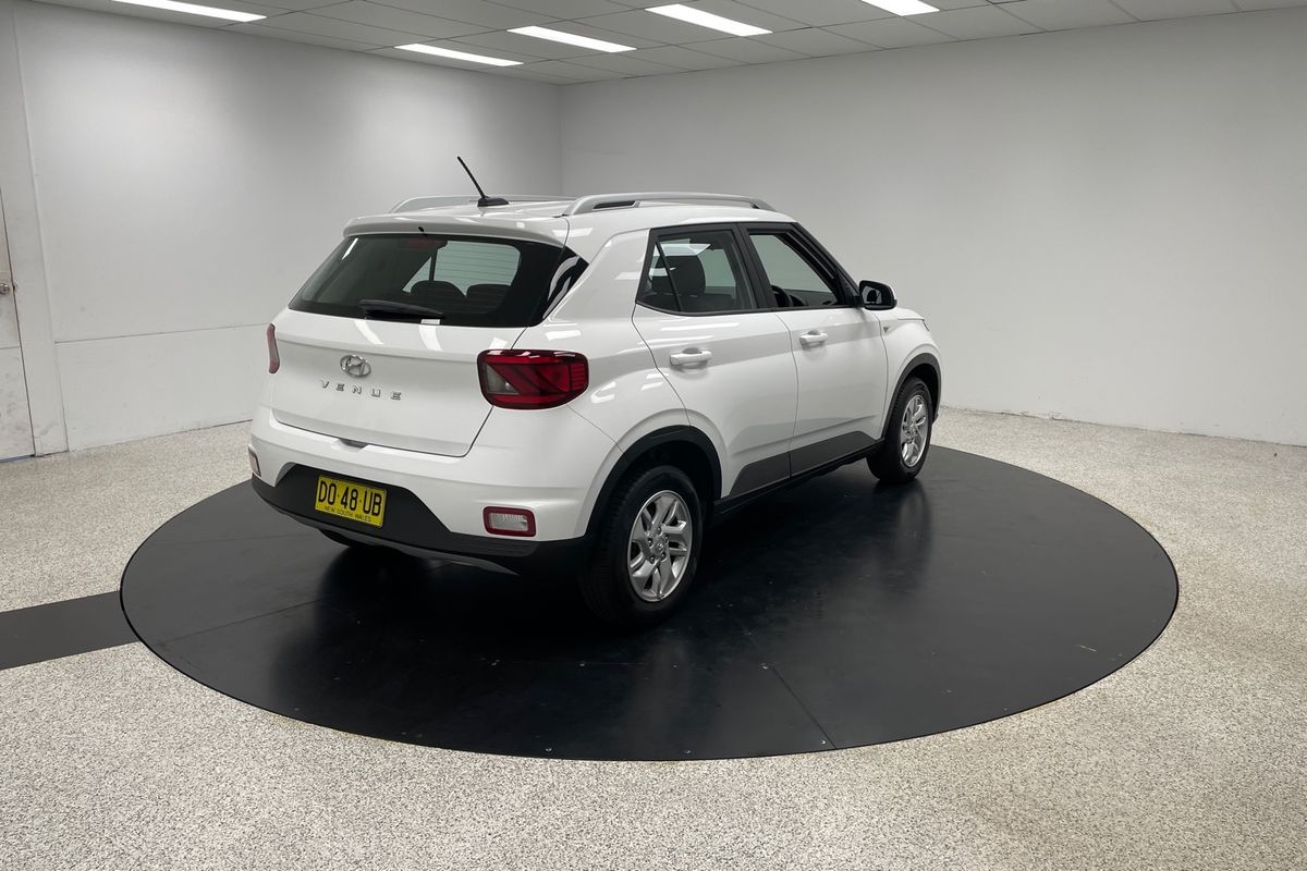 2025 Hyundai Venue Active QX.V5