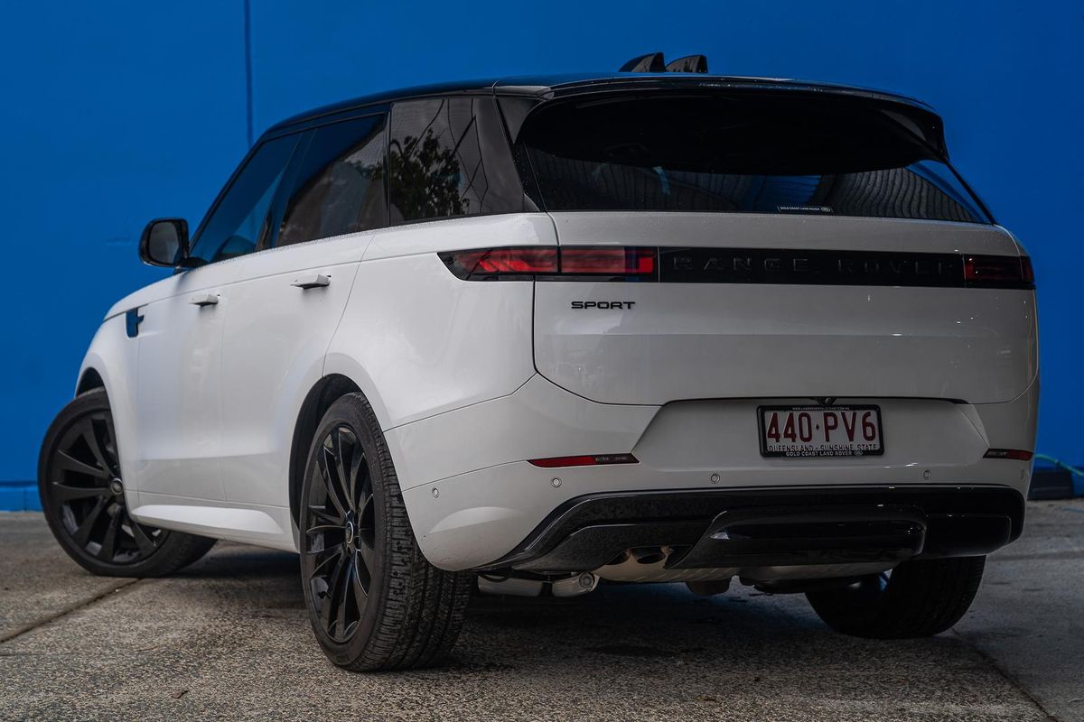 2025 Land Rover Range Rover Sport D350 Dynamic HSE L461