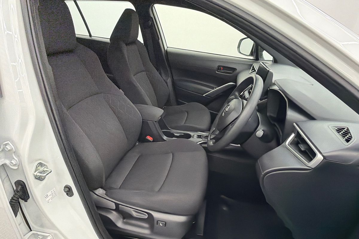 2022 Toyota Corolla Cross GX MXGH10R