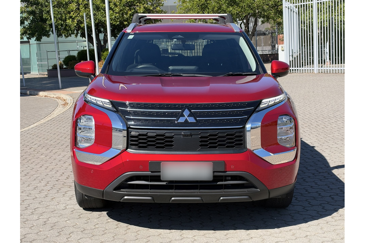 2022 Mitsubishi Outlander ES ZM