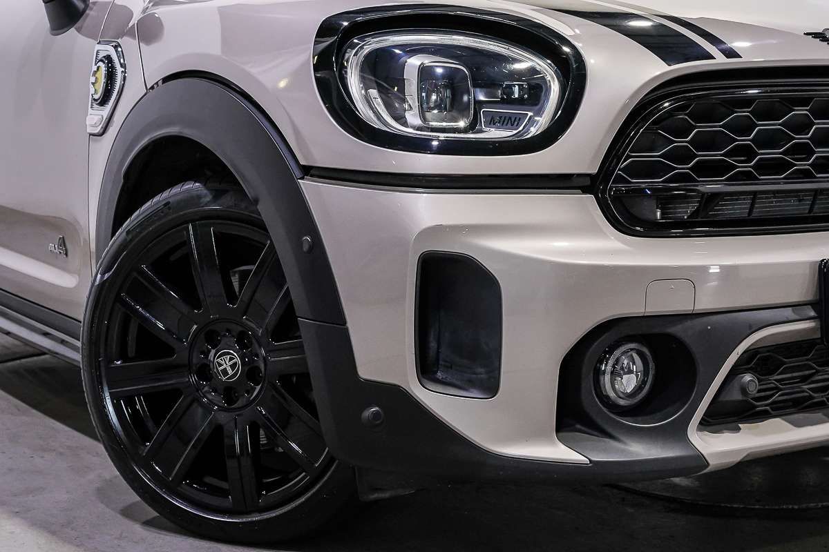 2021 MINI Countryman Cooper SE Classic F60 LCI