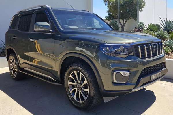 2023 Mahindra Scorpio Z8L