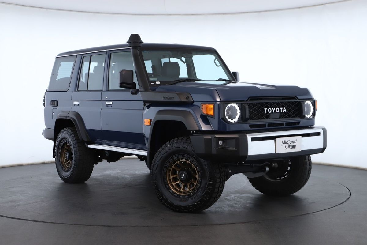 2024 Toyota Landcruiser GXL VDJL76R
