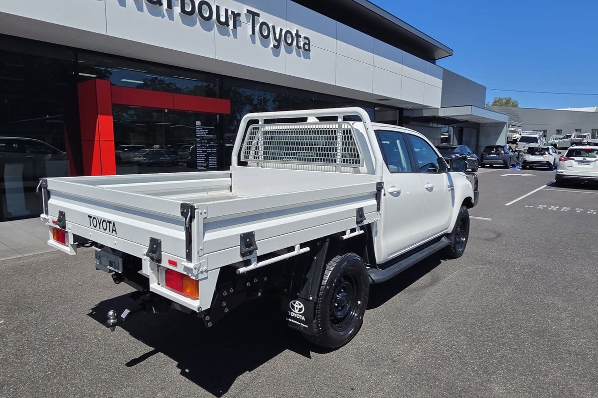 2025 Toyota Hilux SR GUN126R