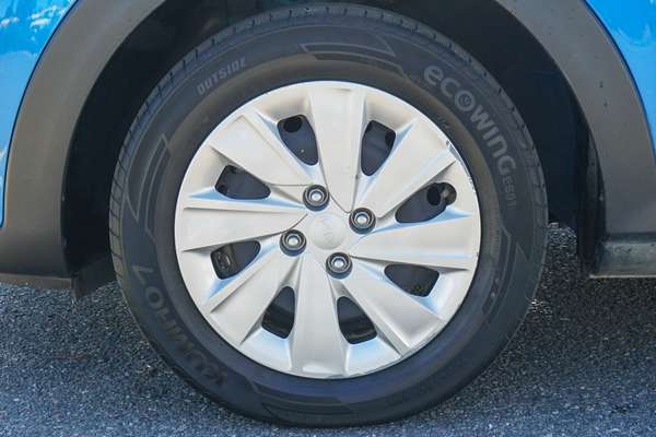 2022 Kia Stonic S YB thumb-3