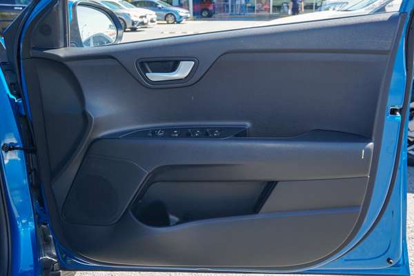 2022 Kia Stonic S YB thumb-15