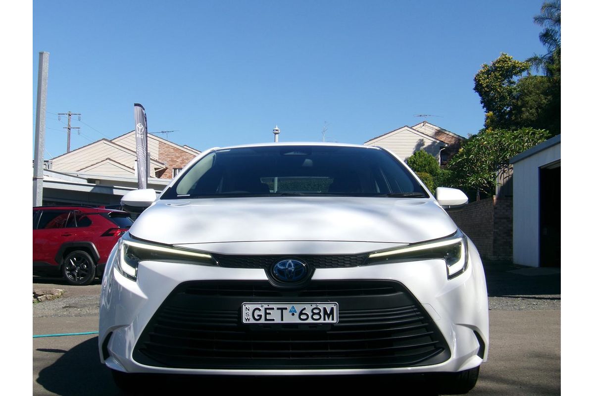2022 Toyota Corolla Ascent Sport Hybrid ZWE219R