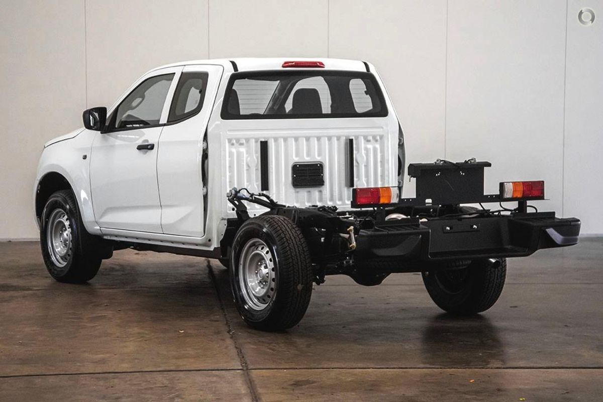 2026 Isuzu D-MAX SX High Ride Rear Wheel Drive