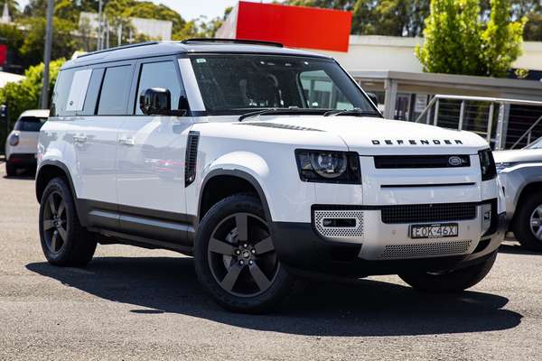 2021 Land Rover Defender 110 D300 SE L663