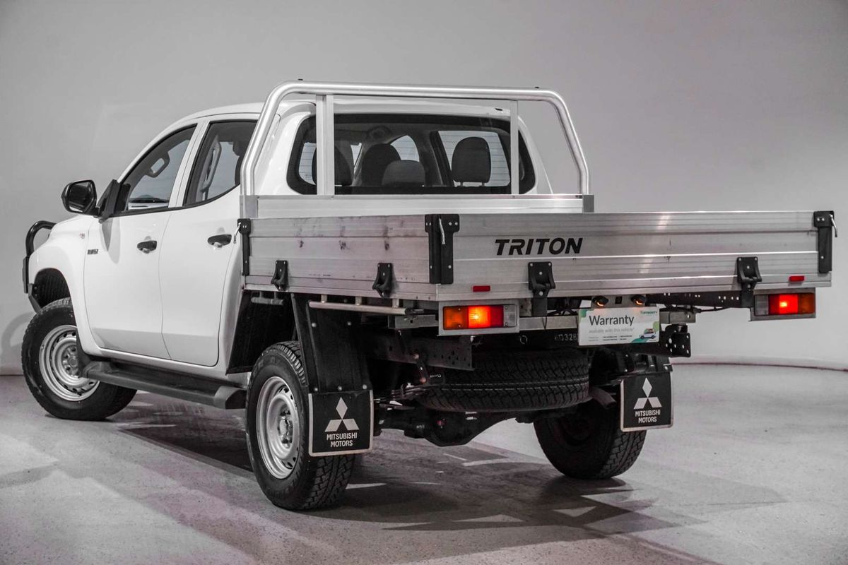 2024 Mitsubishi Triton GLX MR 4X4
