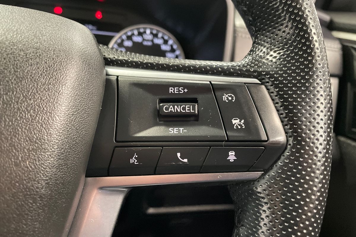2024 Mitsubishi Outlander LS ZM