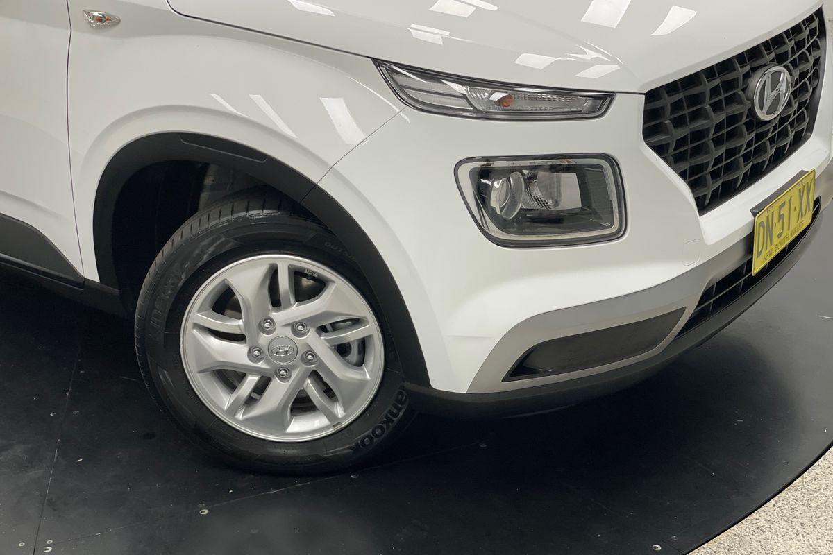 2025 Hyundai Venue Active QX.V5