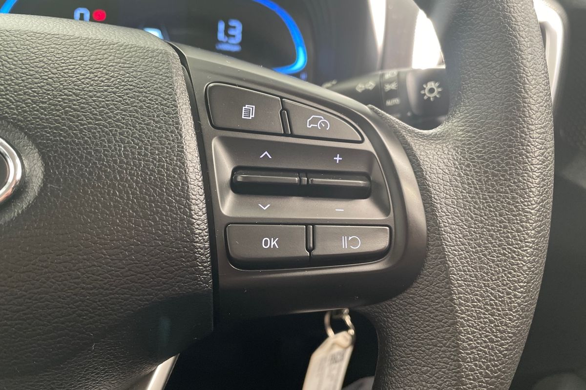 2025 Hyundai Venue Active QX.V5