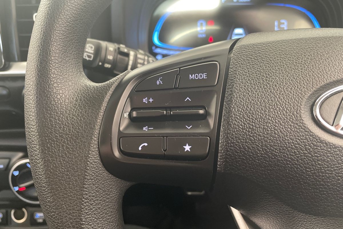2025 Hyundai Venue Active QX.V5