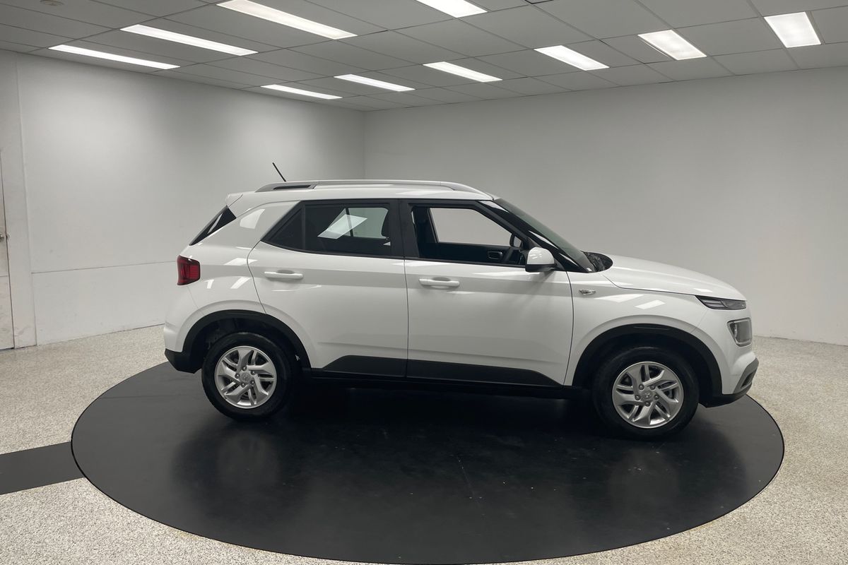 2025 Hyundai Venue Active QX.V5