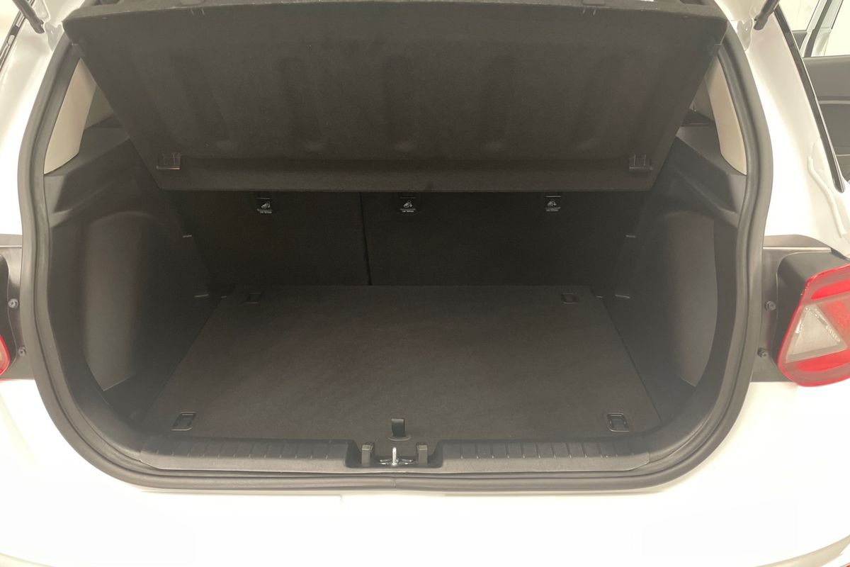 2025 Hyundai Venue Active QX.V5