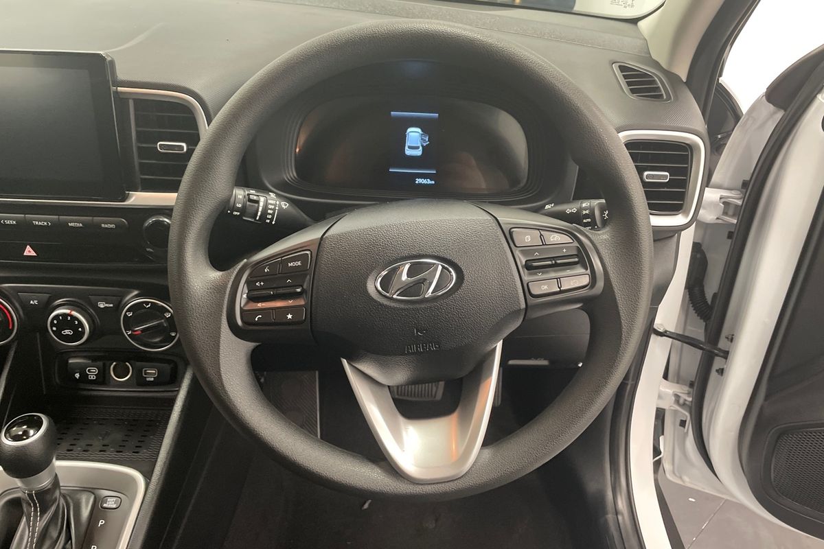 2025 Hyundai Venue Active QX.V5