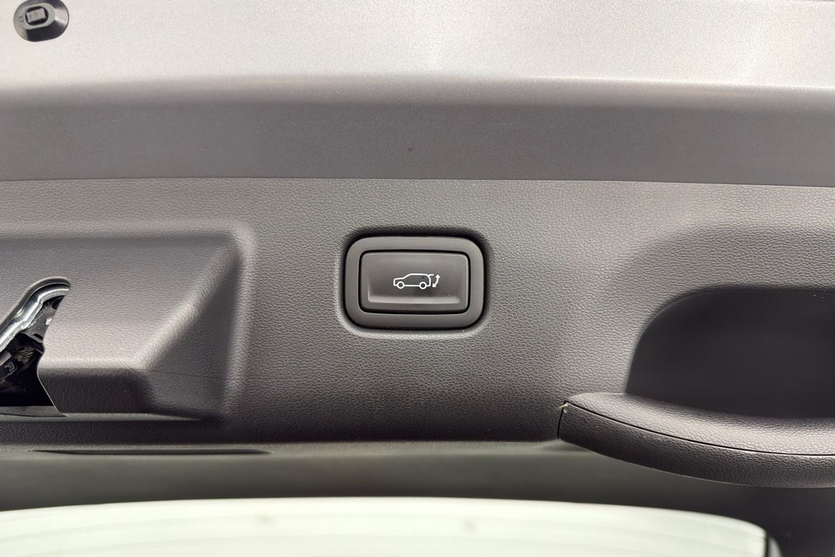 2025 Hyundai Kona Premium SX2.V2
