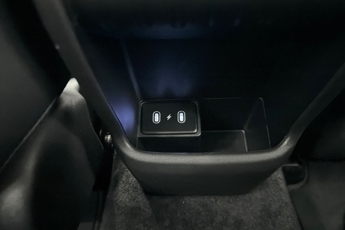 2025 Hyundai Kona Premium SX2.V2