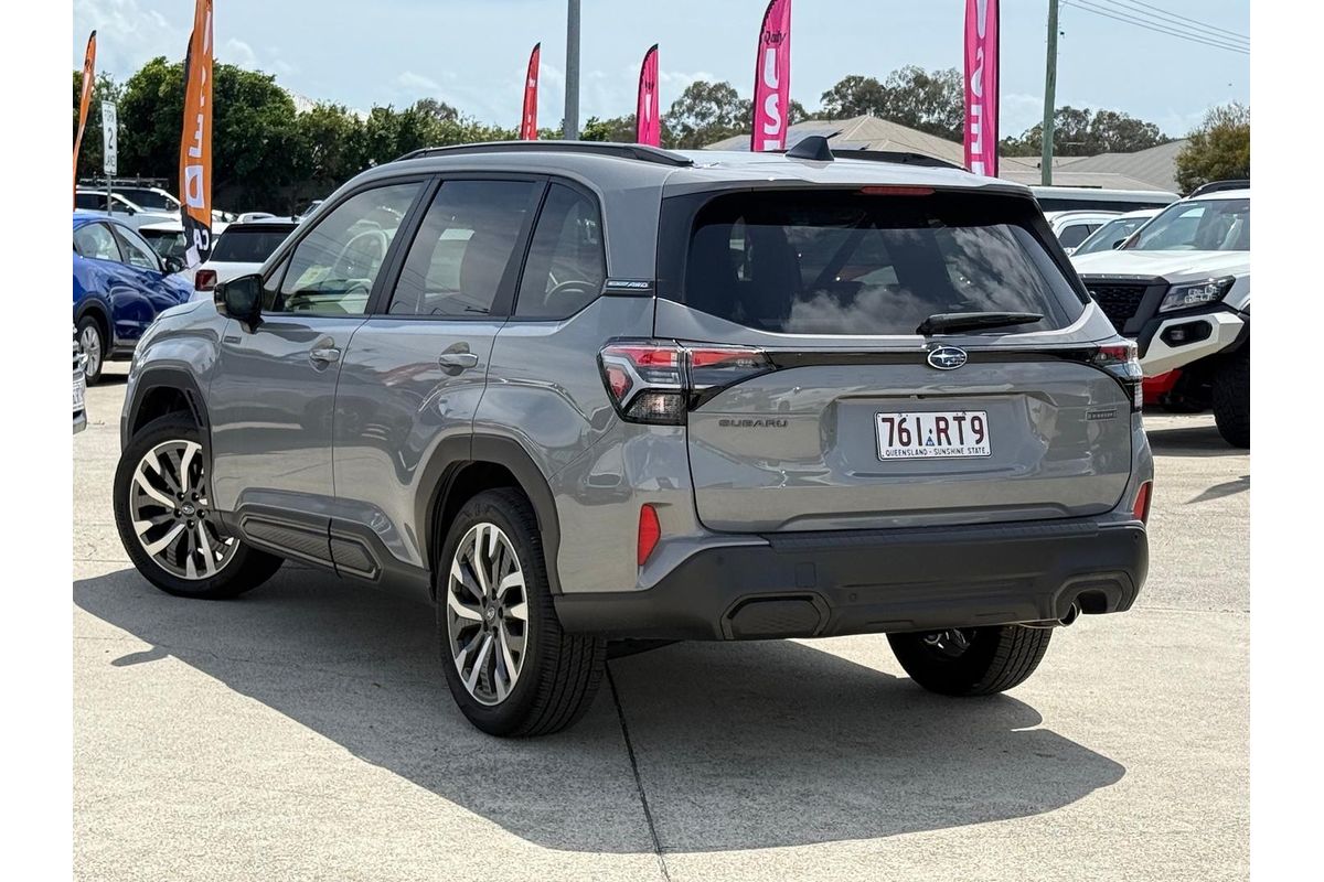 2025 Subaru Forester Hybrid Touring S6