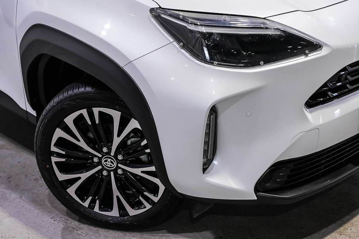 2025 Toyota Yaris Cross Urban MXPJ10R