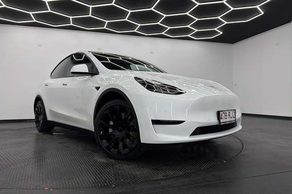 2023 Tesla Model Y Rear-Wheel Drive