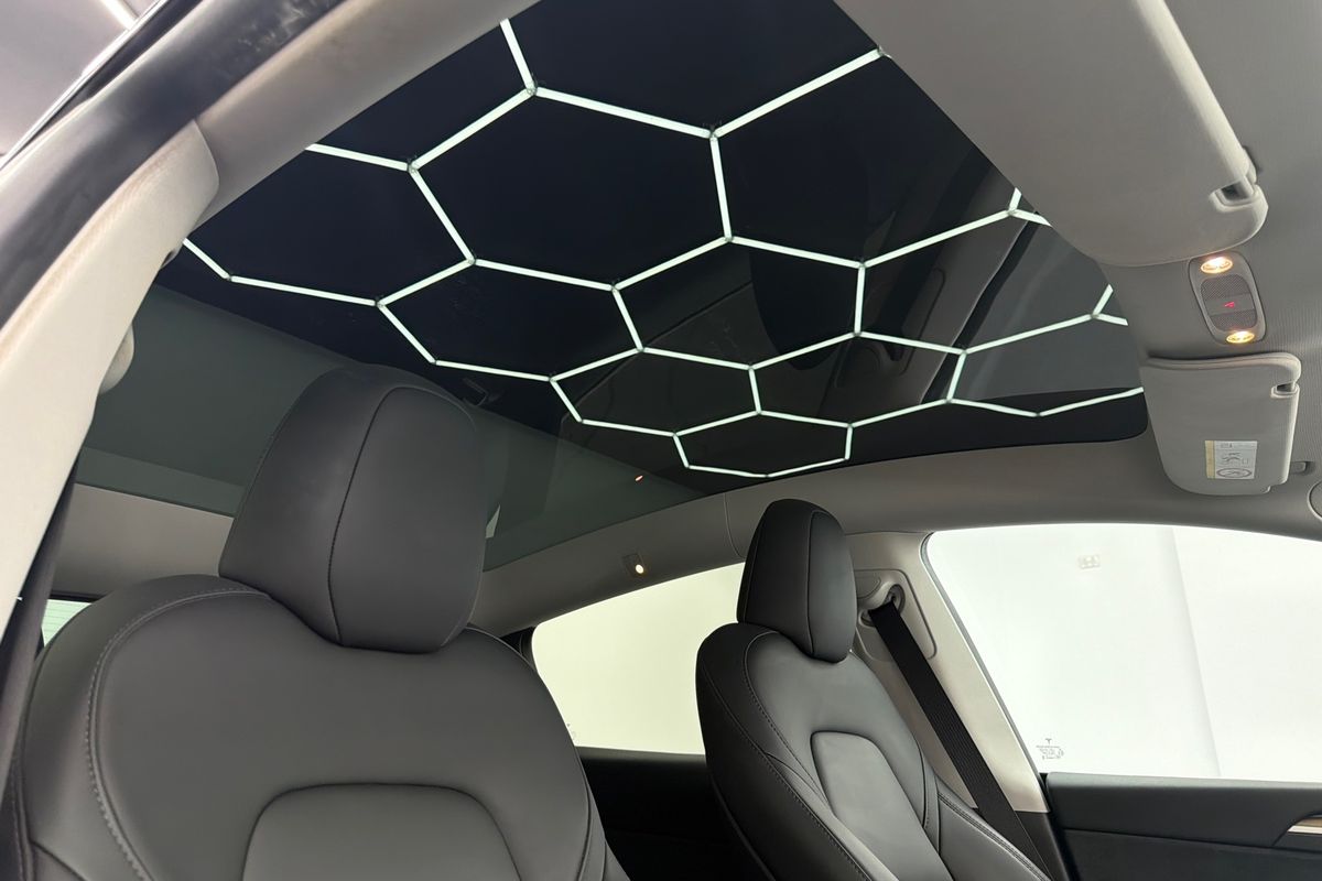 2023 Tesla Model Y Rear-Wheel Drive