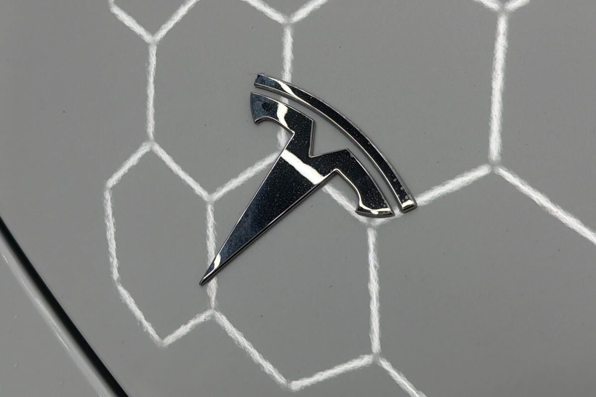 2023 Tesla Model Y Rear-Wheel Drive