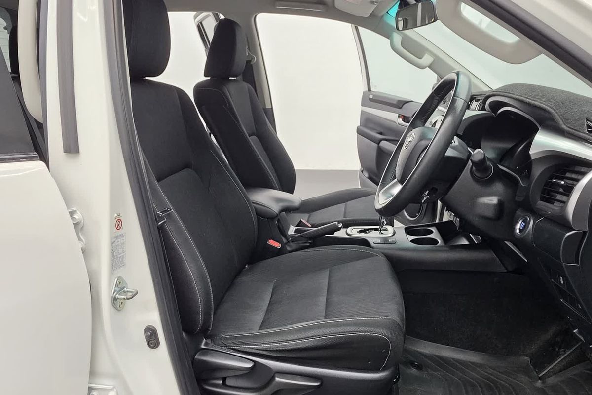 2019 Toyota Hilux SR5 GUN126R 4X4