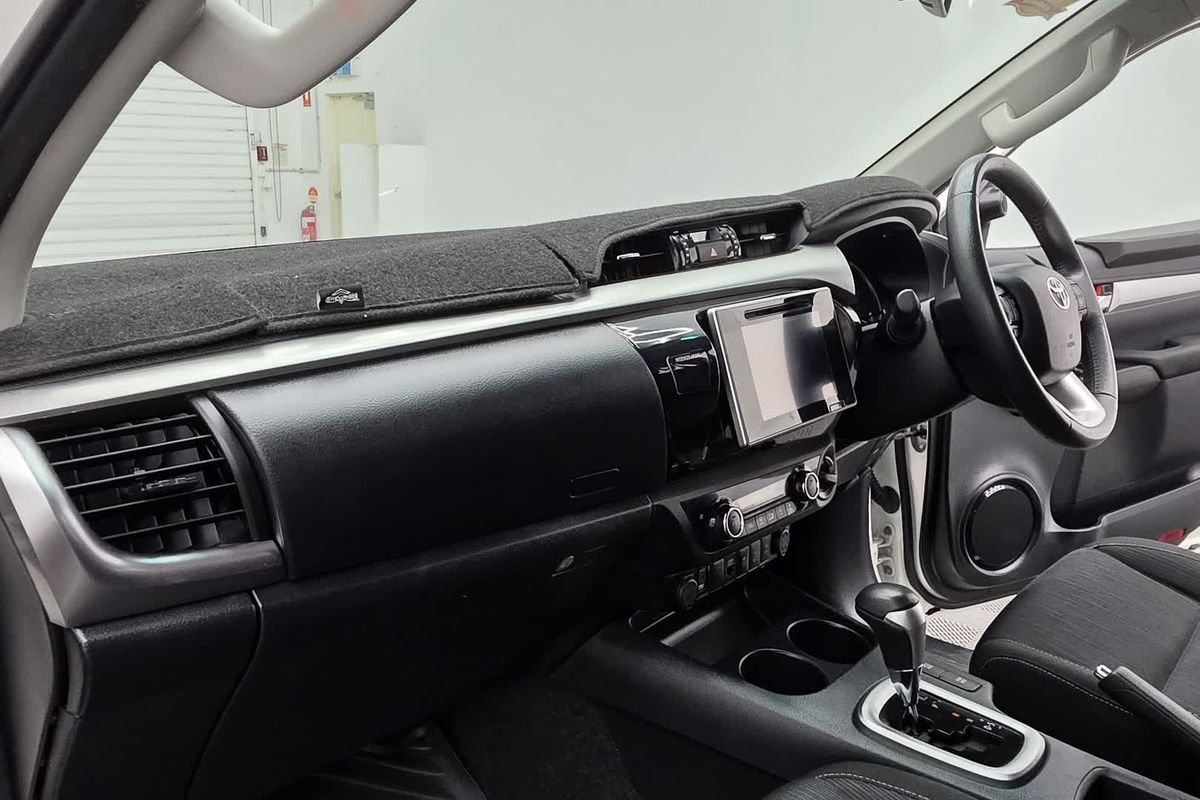 2019 Toyota Hilux SR5 GUN126R 4X4