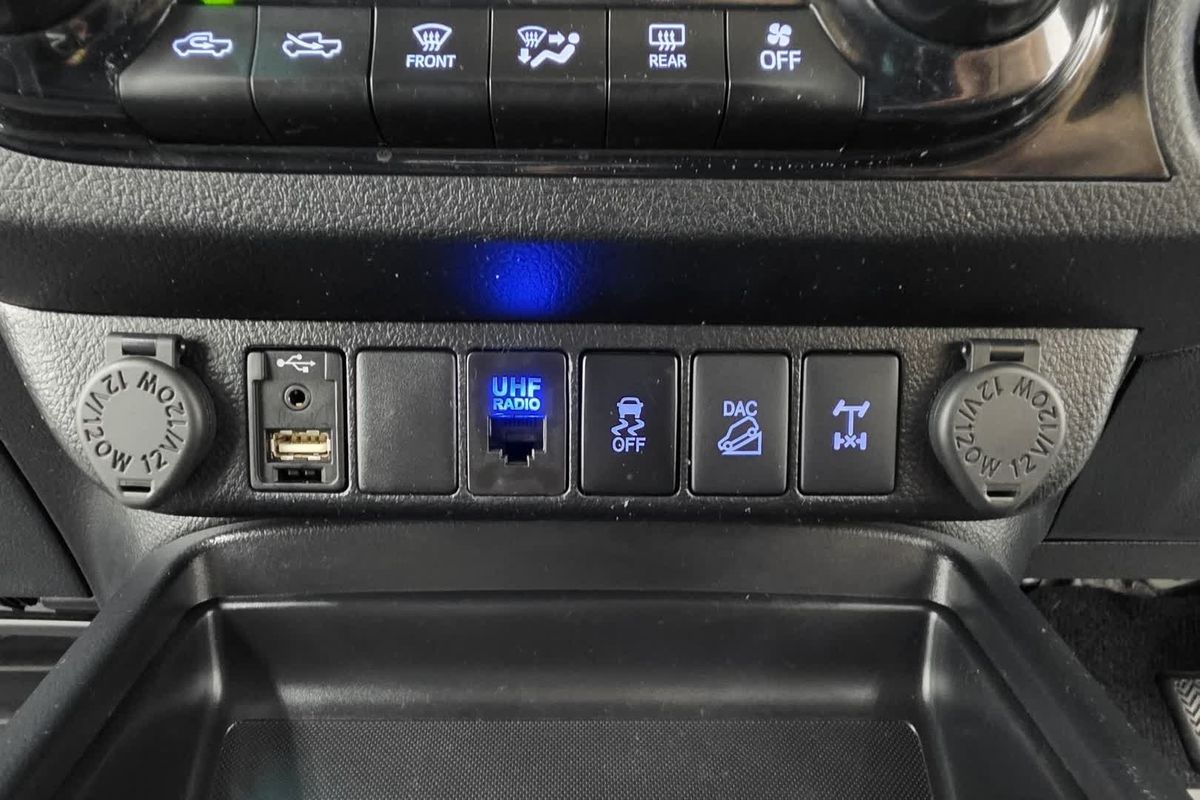 2019 Toyota Hilux SR5 GUN126R 4X4
