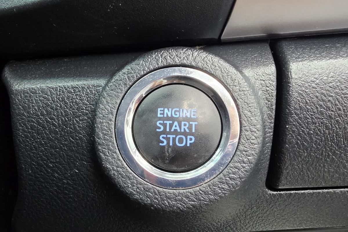 2019 Toyota Hilux SR5 GUN126R 4X4