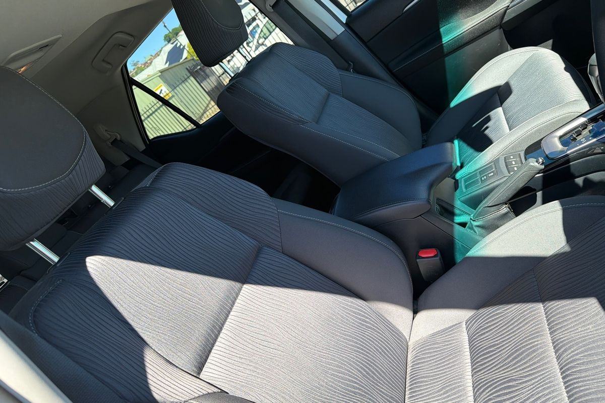 2025 Toyota Fortuner GXL GUN156R