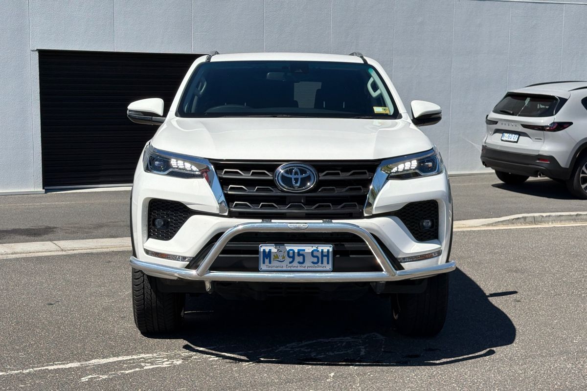 2025 Toyota Fortuner GXL GUN156R