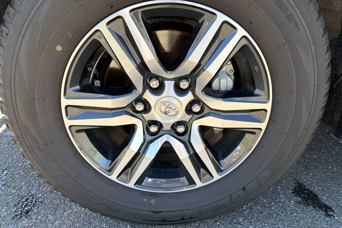 2025 Toyota Fortuner GXL GUN156R