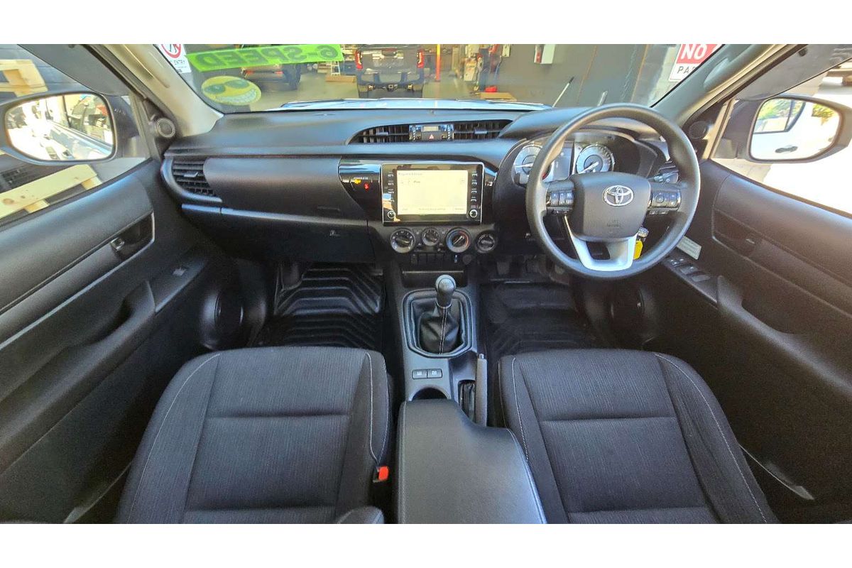 2020 Toyota Hilux SR GUN126R