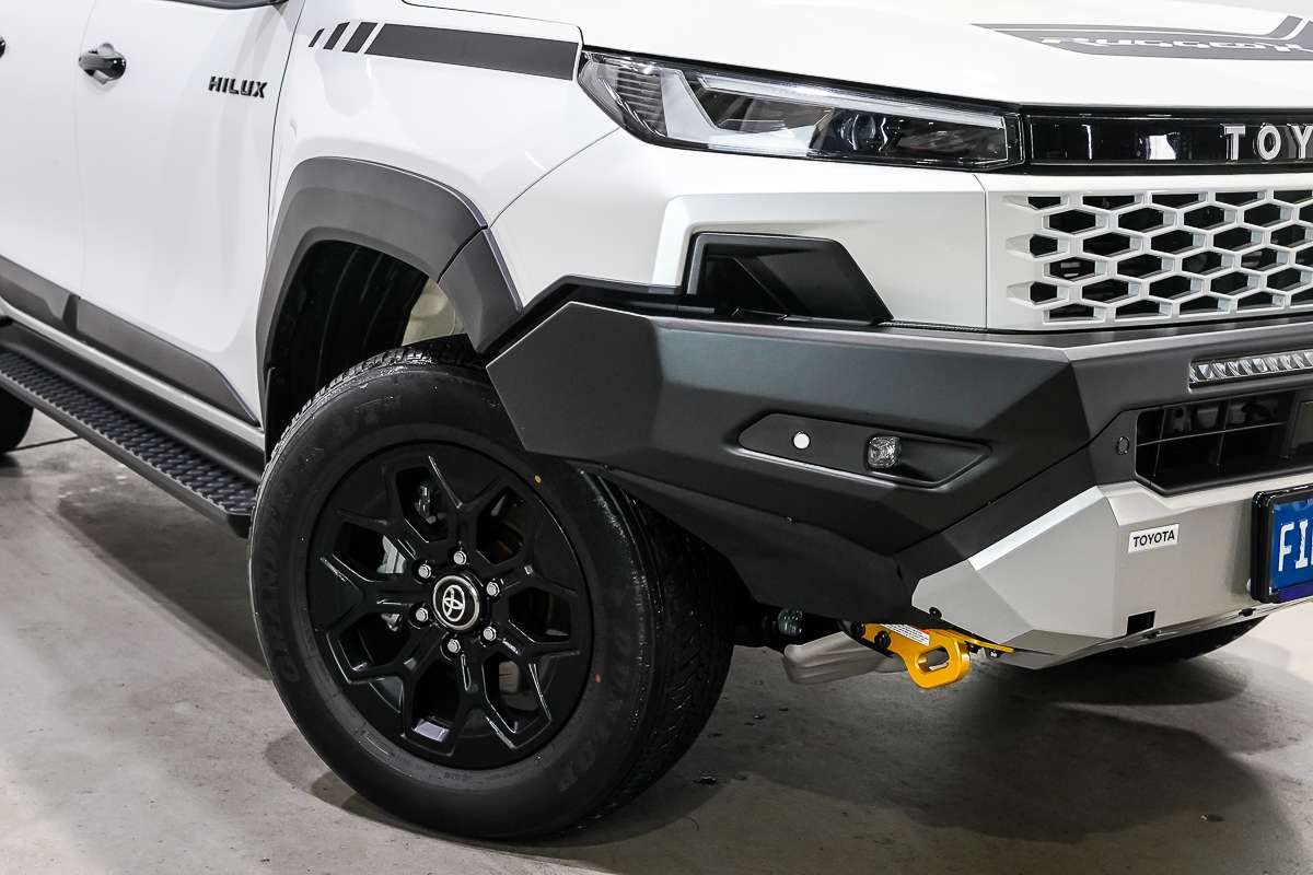 2026 Toyota Hilux Rugged X 48V GUN227R 4X4