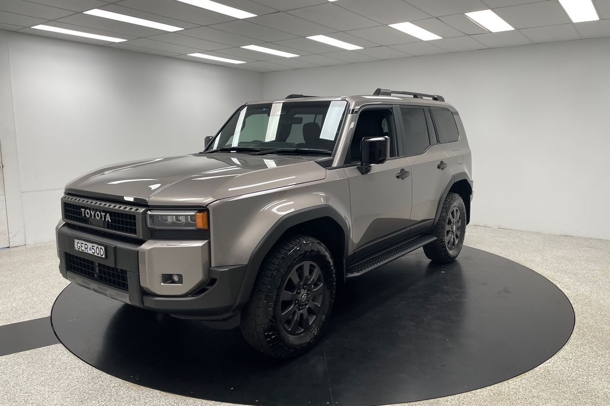 2025 Toyota Landcruiser Prado Altitude GDJ251R