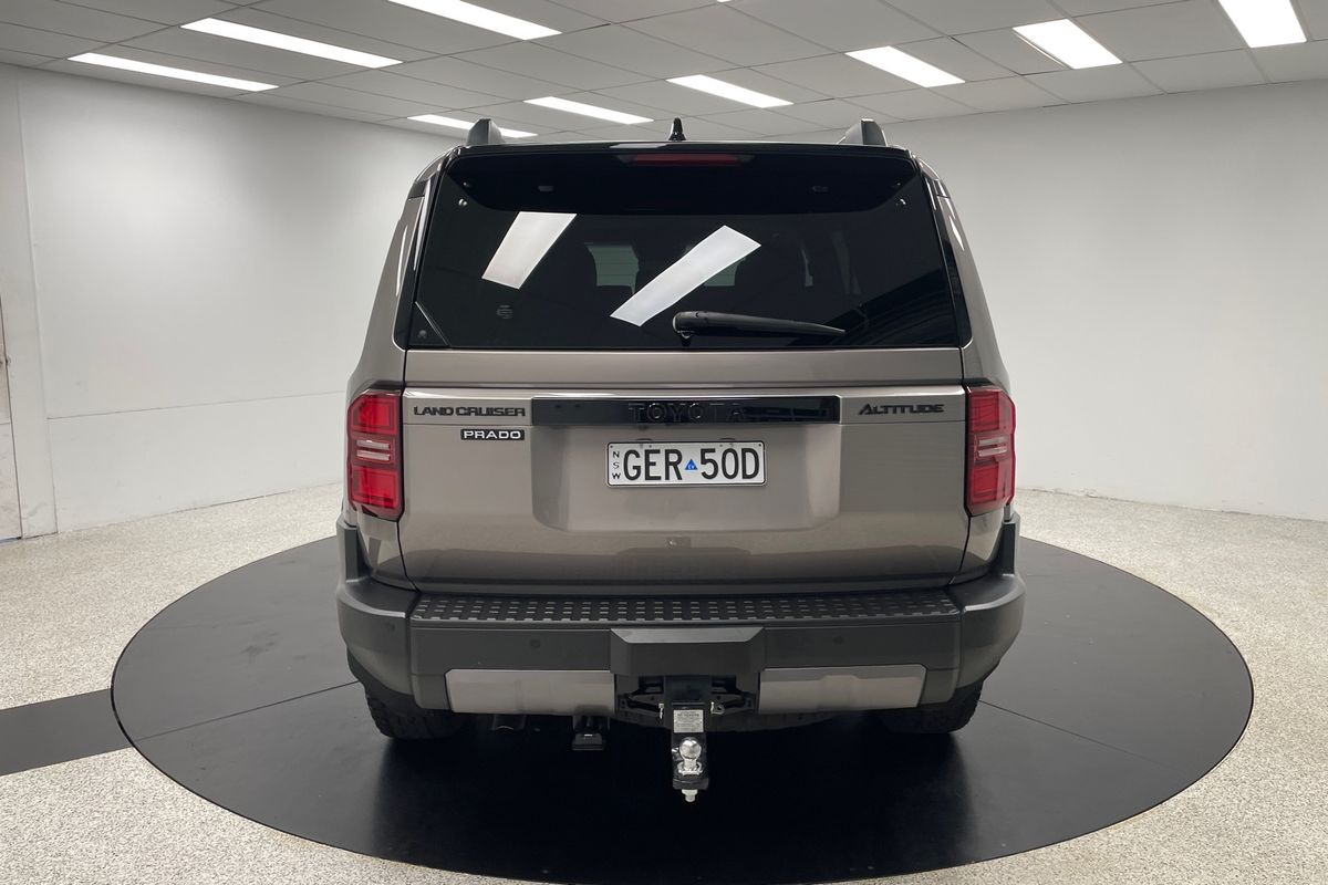 2025 Toyota Landcruiser Prado Altitude GDJ251R