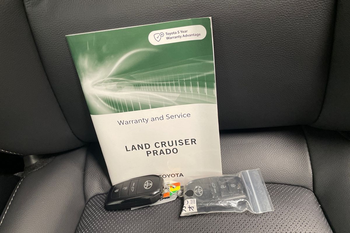 2025 Toyota Landcruiser Prado Altitude GDJ251R