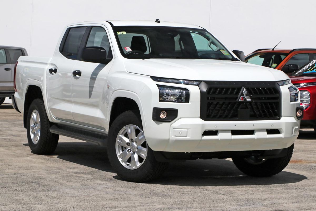 2025 Mitsubishi Triton GLX+ MV 4X4