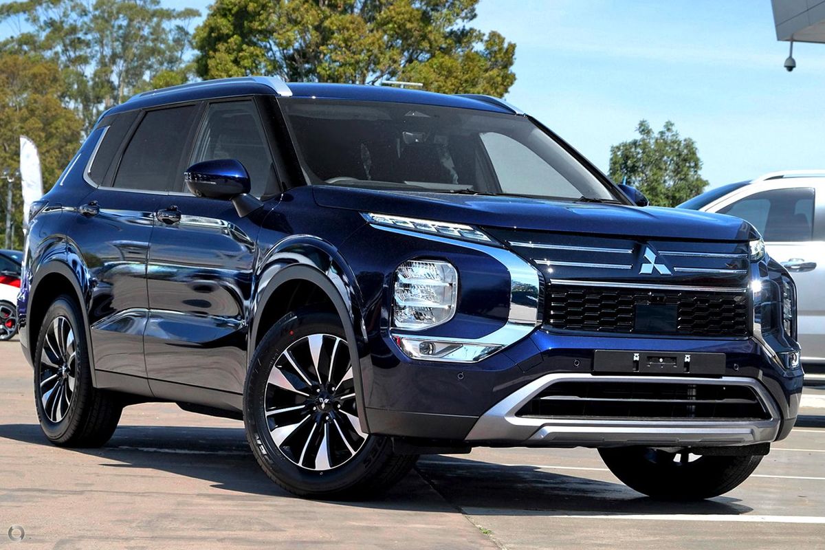 2026 Mitsubishi Outlander LS ZM