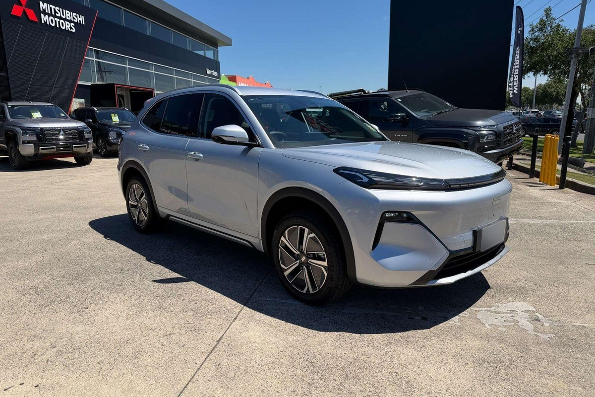 2026 Geely Starray EM-i Complete P145