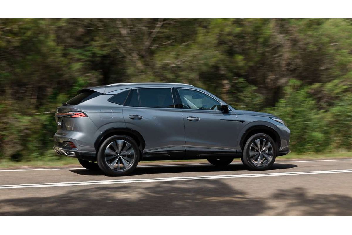 2026 MG HS Hybrid+ Essence AS33H