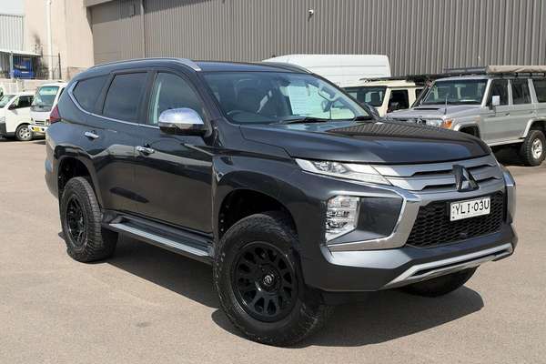2021 Mitsubishi Pajero Sport GLS QF