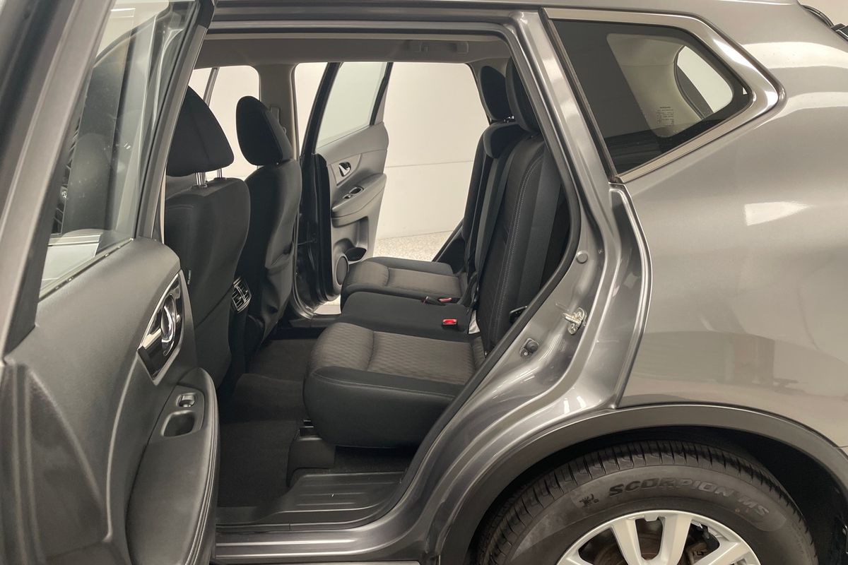 2021 Nissan X-TRAIL ST T32