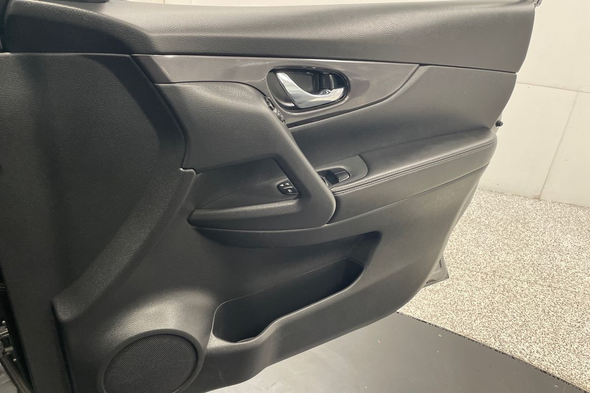 2021 Nissan X-TRAIL ST T32