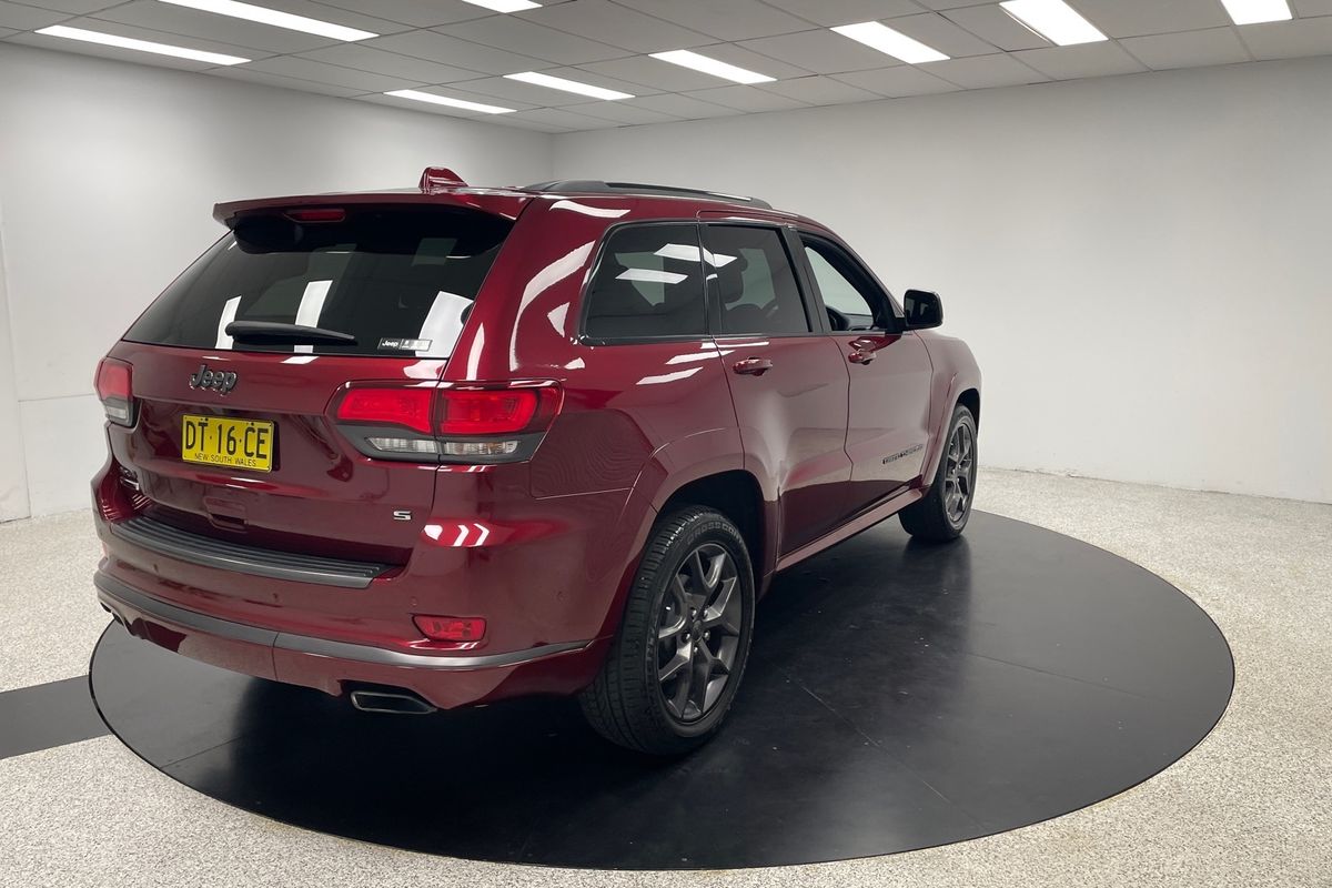 2020 Jeep Unknown